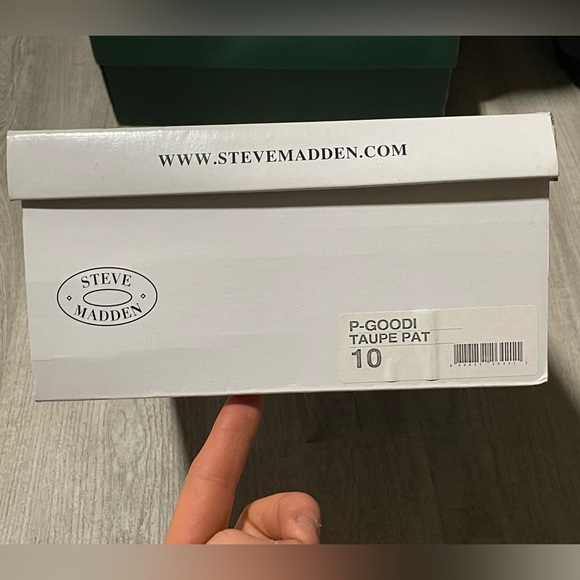 Steve Madden Vintage Women’s 10 size Hight Heels NWT - Picture 8 of 11